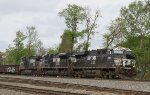 NS 8067 leads train M35 towards the signals at Aycock